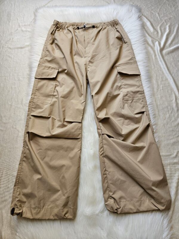 beige parachute pant – The Catty