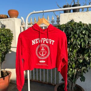 red crop hoodie