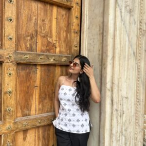 HEER DESI TOP