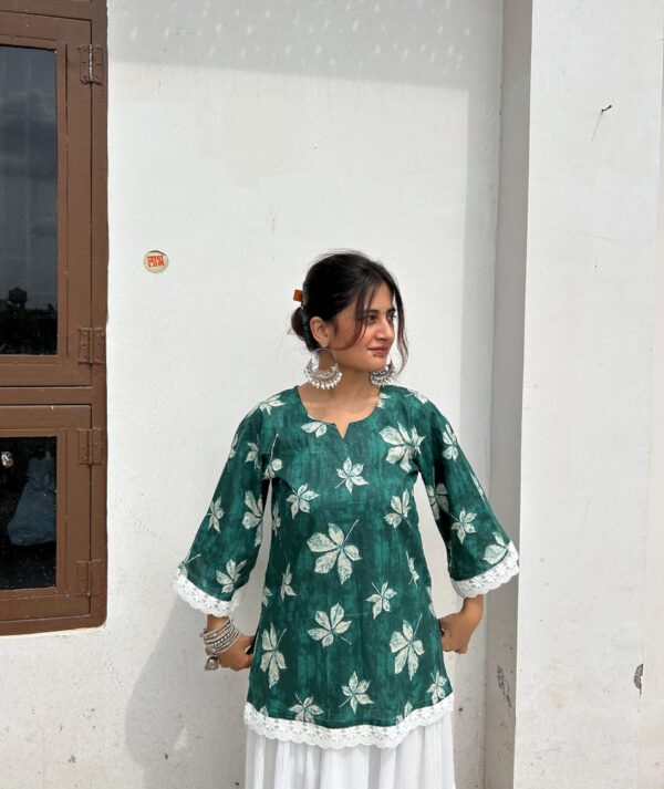 GEETA DESI TOP