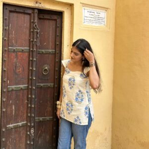 LAILA DESI TOP WITH SKY BLUE
