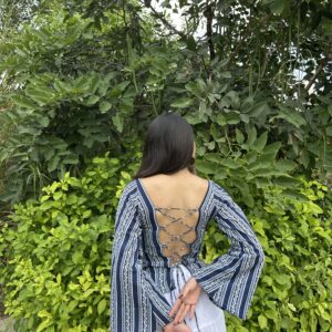 Kaleshi aurat (indigo)top